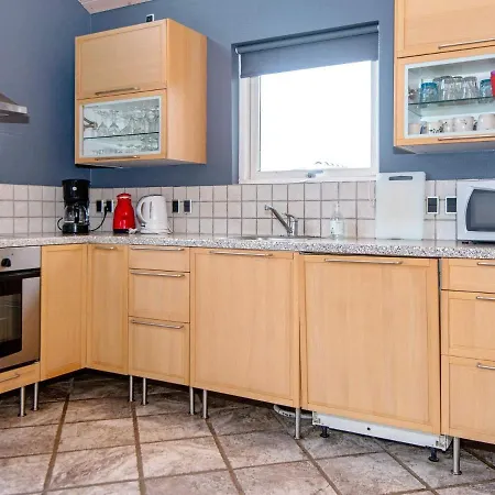 Three-bedroom Holiday In Sjolund 3 *