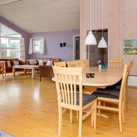 Three-bedroom Holiday In Sjolund 3 * Hejls