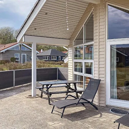 Prázdninový dům Three-bedroom Holiday In Sjolund 3
